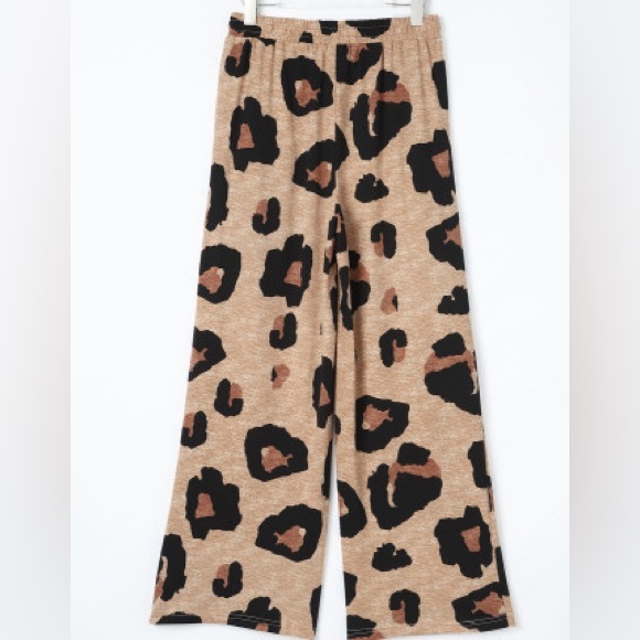 NWT! Fabulous Cheetah/ Leopard Draw String Wide Leg Casual Pants! 💕 - Picture 5 of 6